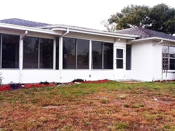 3rd image of 2919 Macalpin Dr S