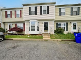 6 Lisa Dr, Newark, DE 19702
