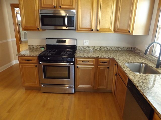 1st image of 3449 N Monticello Ave Unit 2
