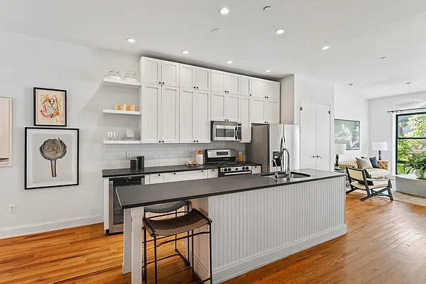 Sold by Compass | media 5