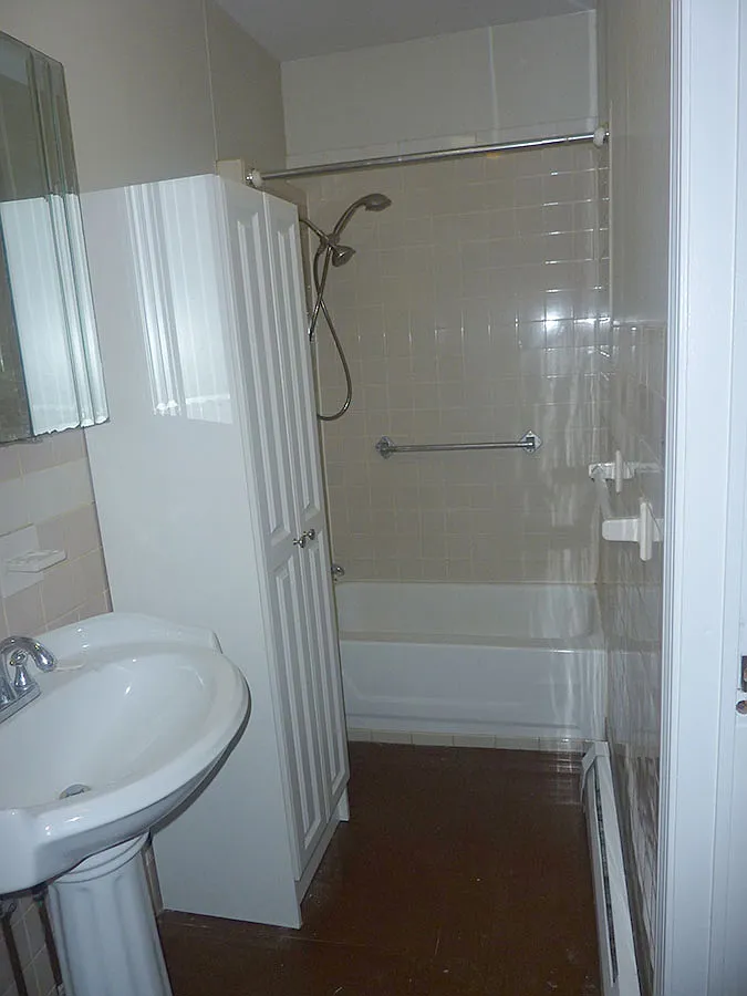 2 bed, 1000 sqft, $3,500 — Photo 4
