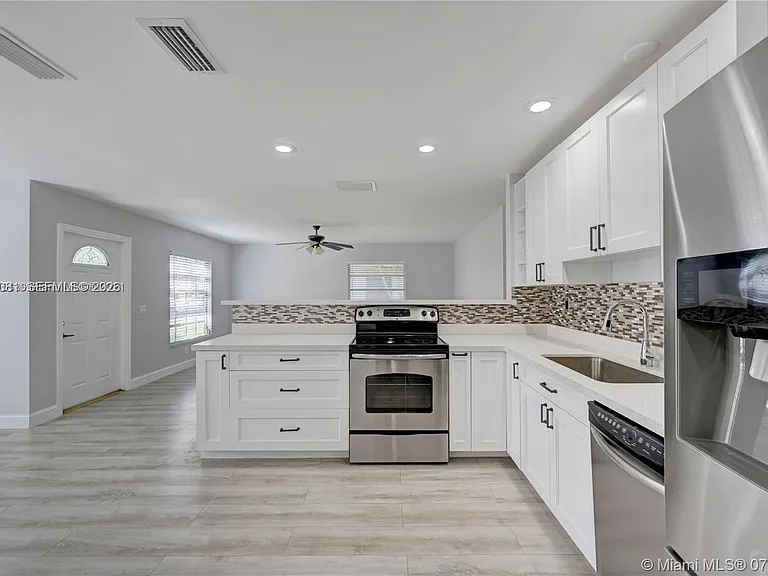 3673 W Valley Green Dr #42 — Photo 4