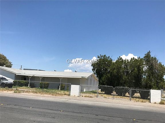 3rd image of 5302 E Washington Ave