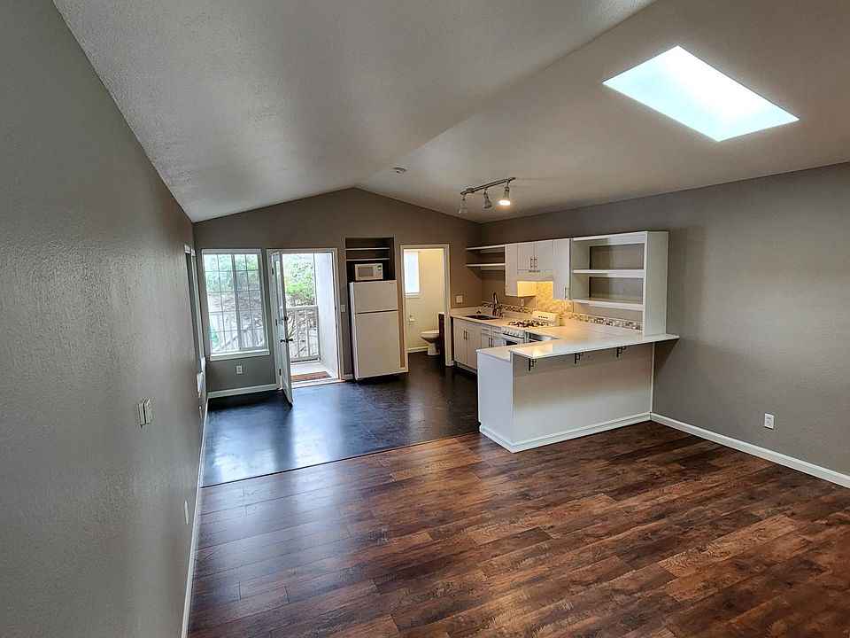 1st image of 52 W Etruria St #C