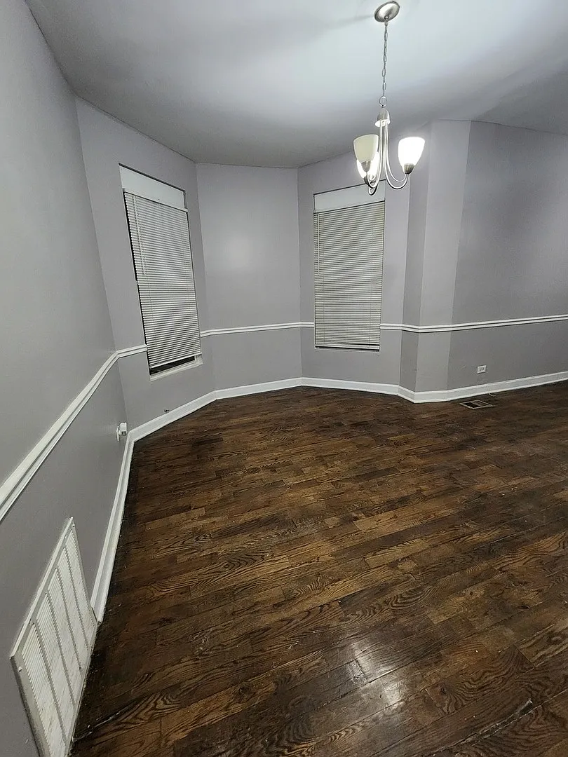 6315 S Eberhart Ave — Photo 3