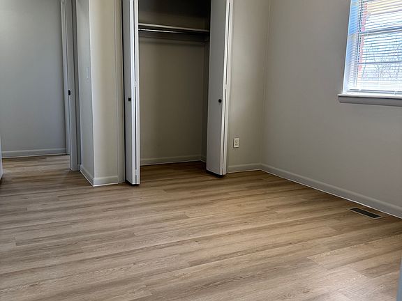 4th image of 4300 NW 54th St