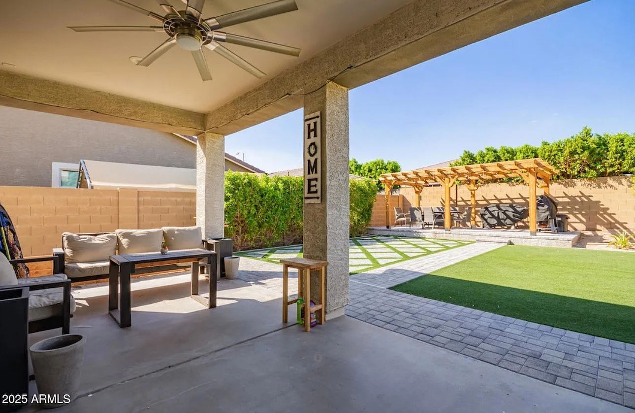 Cozy Single Unit in Phoenix | 7718 W Jones Ave | $1195/mo | Available 8/14/2026 — Photo 2