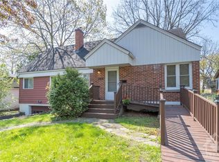 360 Pleasant Park Rd, Ottawa, ON K1H5M8