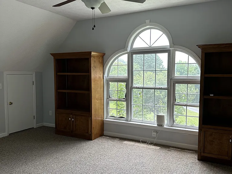 Second floor loft bedroom