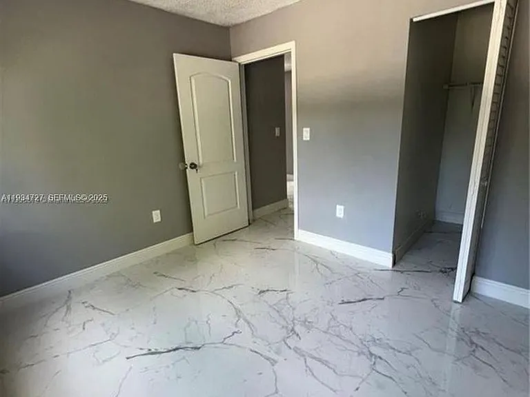 511 NW 82nd Ave #418 — Photo 6