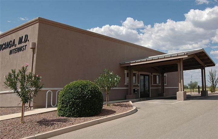 1st image of 4525 Campus Dr