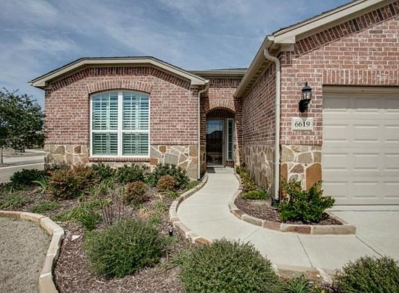 3rd image of 6619 Dewees Ln