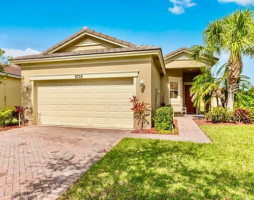 9728 SW Eastbrook Cir Photo 1