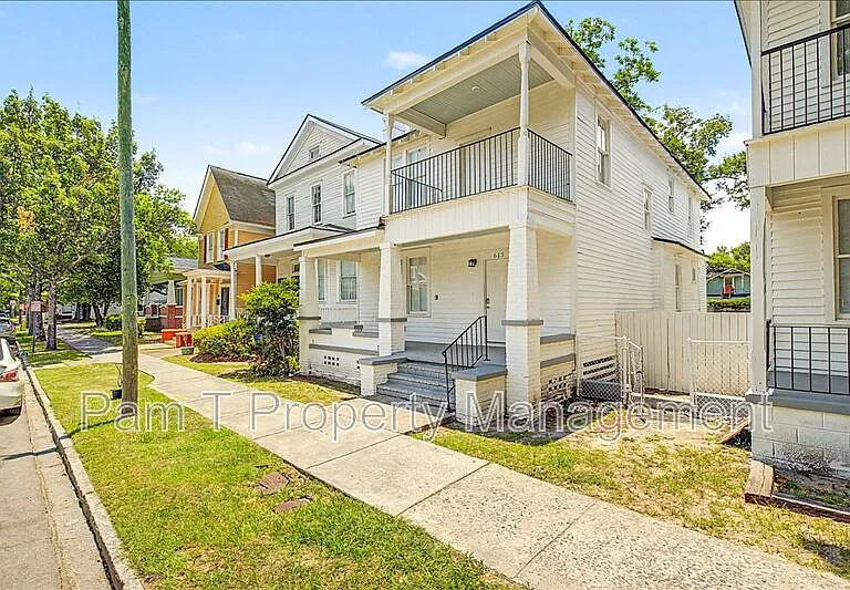 613 W 39th St #B — Photo 2