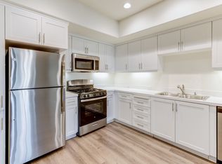 Arrive Paso Robles, Paso Robles, CA 93446
