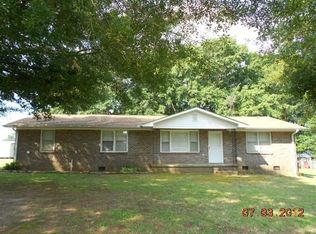 114 Center St, Williamston, SC 29697