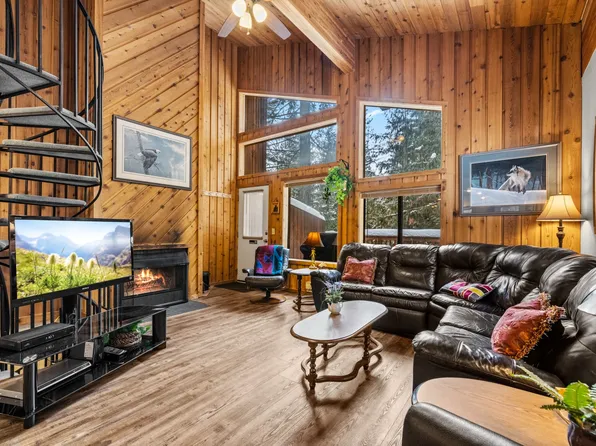 115 Cedar Way #115, Whitefish, MT 59937