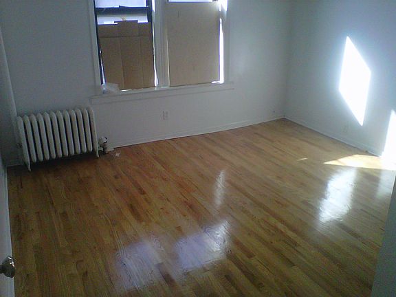5th image of 2177 E 21st St APT 102