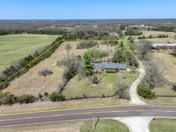 1915 State Road Y, New Bloomfield, MO 65063