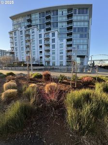 1260 NW Naito Pkwy UNIT 707, Portland, OR, 97209
