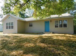 206 E 3rd St, Lawson, MO 64062