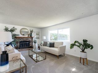 9848 Conejo Rd, Santee, CA 92071