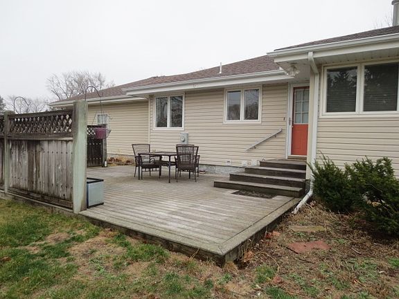 5th image of 2778 N Parklane St