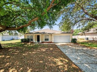 1461 Whooping Dr, Groveland, FL 34736