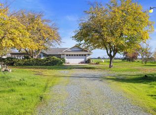 26170 N Sowles Rd, Acampo, CA 95220