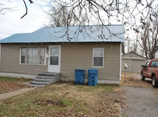 302 S Decatur St, Malden, MO 63863