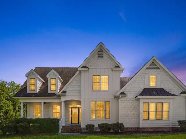 3709 Carriage Manor Ct, Wendell, NC 27591