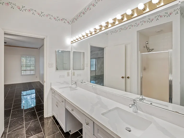3124 Holly Hall St — Photo 8