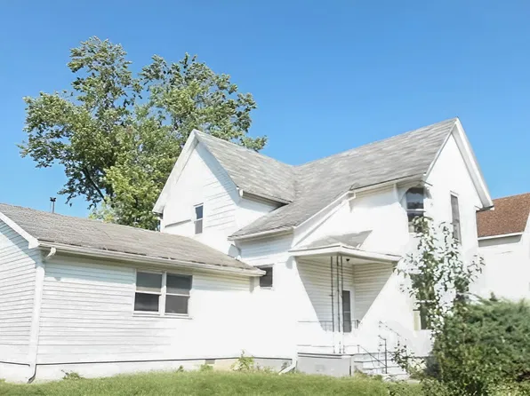 209 E Washington St, Loda, IL 60948