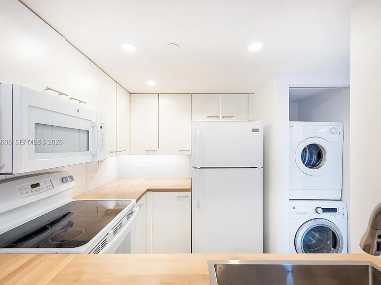 2801 Florida Ave #411 — Photo 16