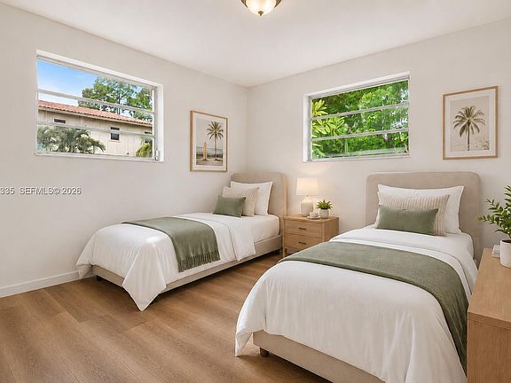 5th image of 17355 NE 7th Ave