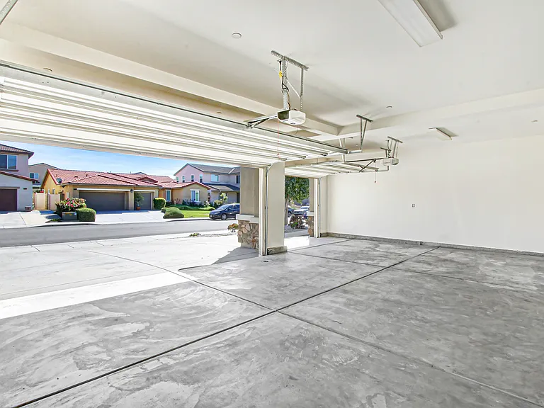 11627 Salvia St — Photo 22