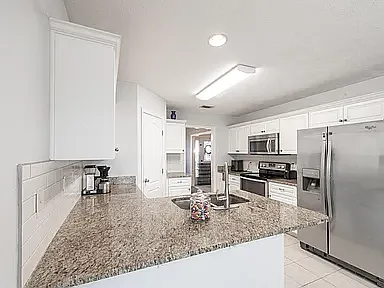 1473 Oxpens Rd — Photo 7