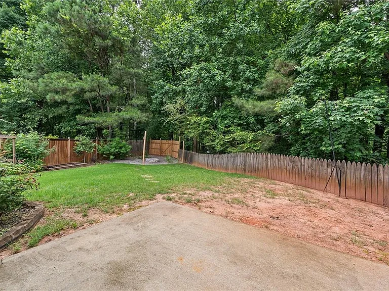 370 Manor Glen Dr — Photo 38