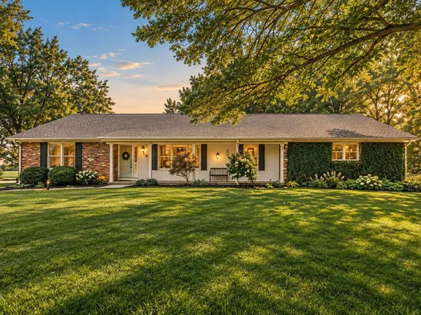 3803 Harms Rd, Merrillville, IN 46410