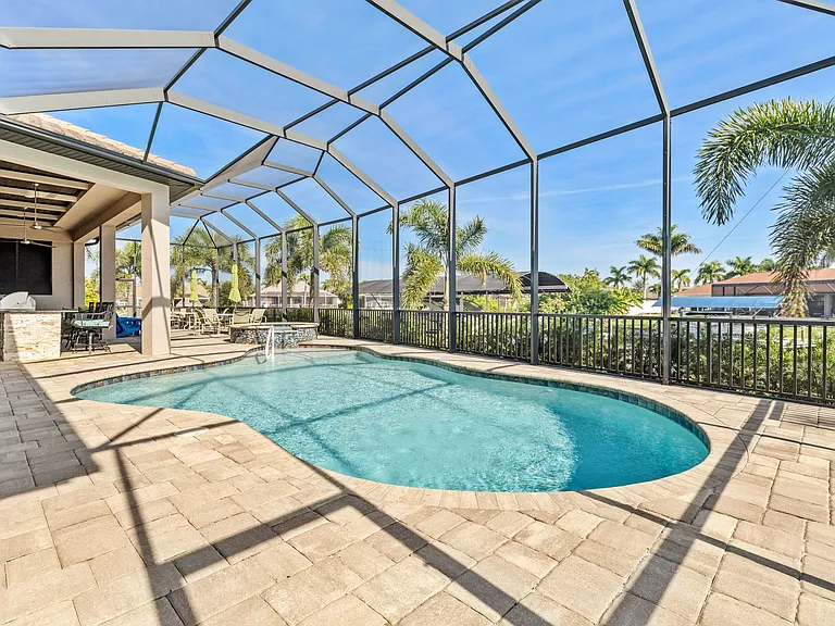 4311 SW 22nd Ct — Photo 53