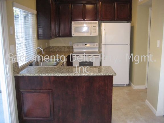 2nd image of 8864 La Riviera Dr Unit C