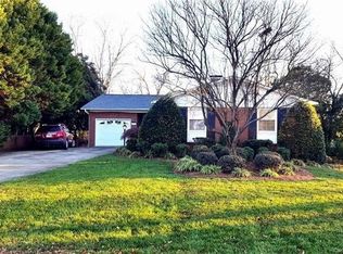 115 W College St, Stanley, NC 28164