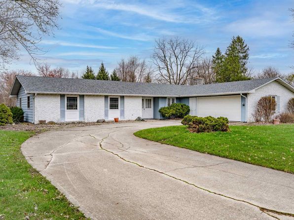 1637 Traders Xing, Fort Wayne, IN 46845