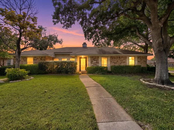 6105 Bronze Leaf Dr, Plano, TX 75023