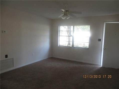 5th image of 11014 Pine St