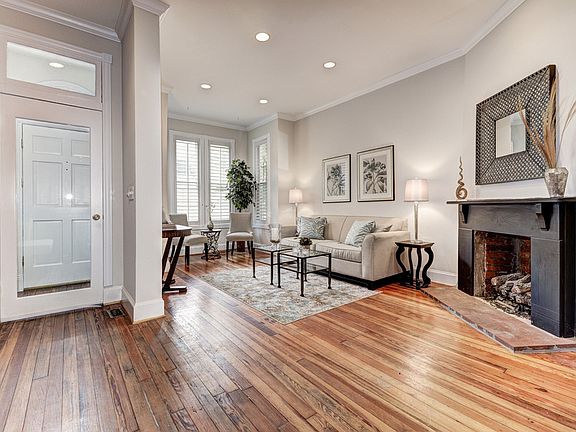 Welcome to 646 G Street NE!