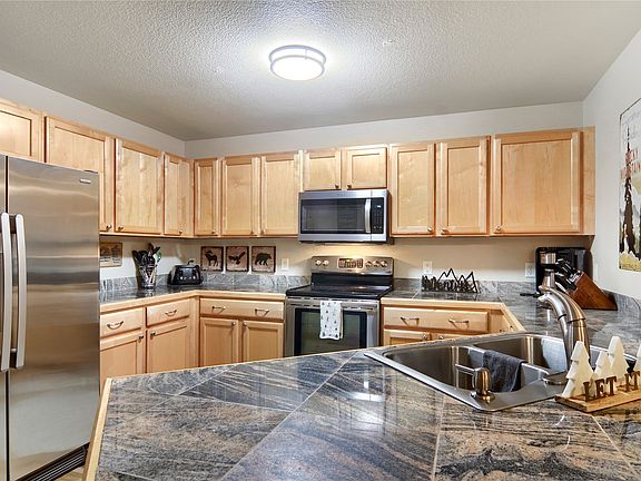 5th image of 3315 Covey Circle UNIT 905