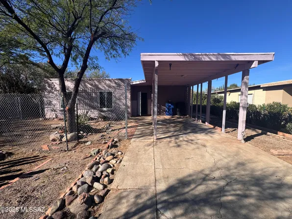 4864 W De La Canoa Dr, Amado, AZ 85645