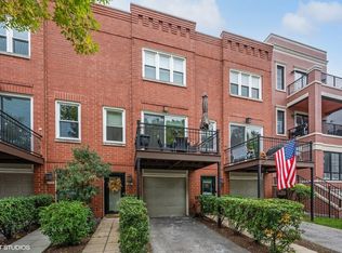 1833 W Oakdale Ave UNIT B, Chicago, IL 60657