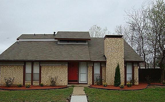 2nd image of 1322 Westwood Dr